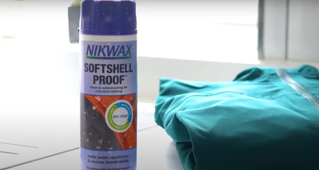 It adds a durable water repellent layer to your clothing