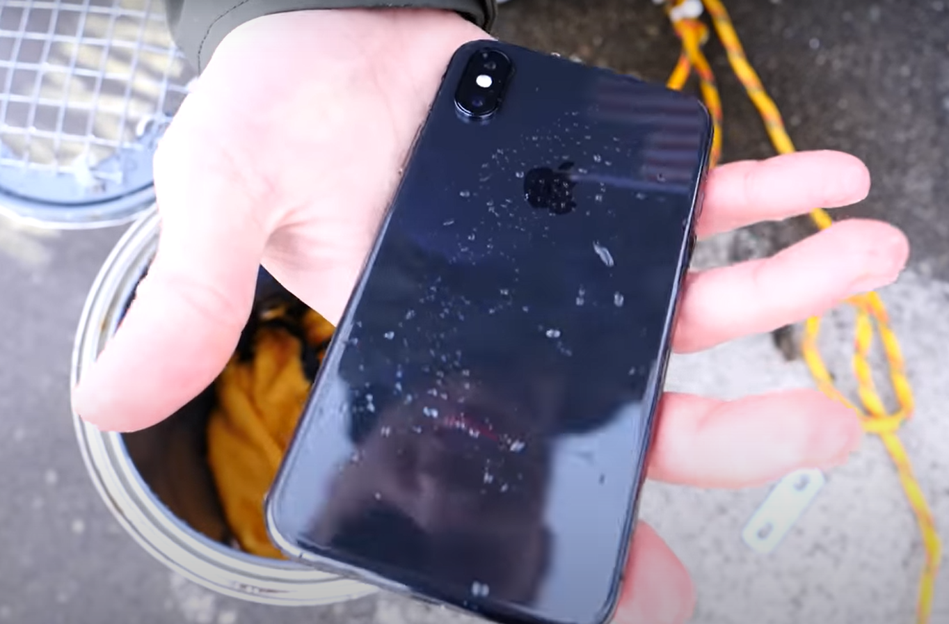 Is the iPhone X Waterproof? WaterproofWiki
